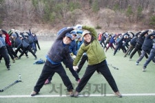 [Hot 이슈메이커] 돌파구 찾는 문종훈 SK네트웍스 사장