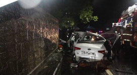 고교생 5명 탑승한 차량 옹벽충돌...전원 사망