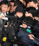 최순실 태블릿PC 내 것 아냐···안종범도 몰라 모르쇠로 일관
