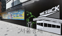 [서울경제TV] 쉐이크쉑 2호점 청담동에 연다··· 12월중 오픈 예정