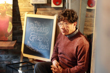 [인터뷰] ‘커튼콜’ ① 박철민, "배고픈 ‘햄릿’보다 배부른 ‘에로 연극배우’를 하라구요!?"