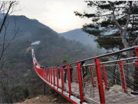 파주 감악산 출렁다리 5개월 만에 관광객 40만명 돌파