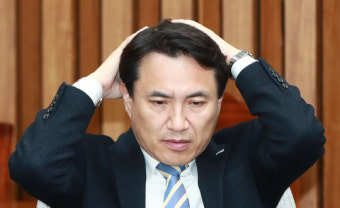 김진태, 공직선거법 위반 혐의로 오늘 첫 재판