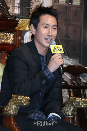 [현장] ‘임금님의 사건수첩’ 안재홍, ‘꽃보다 청춘’ 때문에 이선균 애타게 만들어?