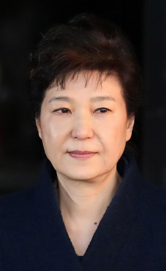 [박근혜 영장청구] 朴 '영장실질심사' 포기하나