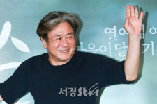 최민식, 마지막까지 팬서비스 (용순 VIP 시사회)