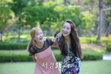 걸그룹 유앤지(U&G), “우리 앞으로 항상 이렇게 웃자”