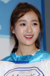 에이프릴 진솔, 오밀조밀 베이비 페이스!