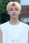 스누퍼 우성, 햇빛받아 더 빛나는 헤어! (뮤직뱅크 출근길)