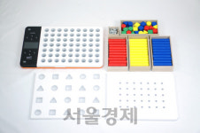 네오펙트, 뇌졸중 환자 손·팔 재활기기 ‘라파엘 스마트 페그보드‘ 출시