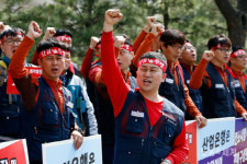 [금호타이어·한국GM 정부가 구조조정 개입]국내 공장 지켜야...고강도 체질개선 주문할듯
