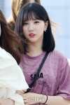 여자친구 은하, 귀여운 토끼앞니! (인천공항 출국)