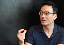 [이사람]최인철 서울대 심리학과 교수 "행복이 목표 되면 되레 파랑새 멀어져...하루하루 잘 사는게 답"