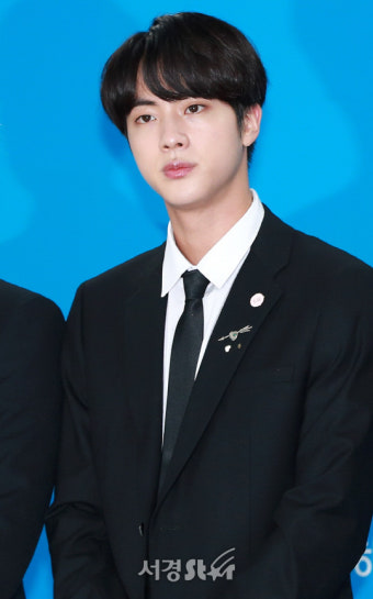 방탄소년단 진, '내 마음에 큐피트 화살을 쏜 범인'