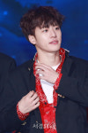 빅스타 필독, 스카프를 입은 듯한 패션 (더유닛)