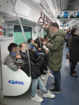 [예의를 지킵시다]"제발, 소리 좀 낮춰주세요"