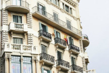 60년된 스페인 호텔에서 암호화폐로 결제해볼까