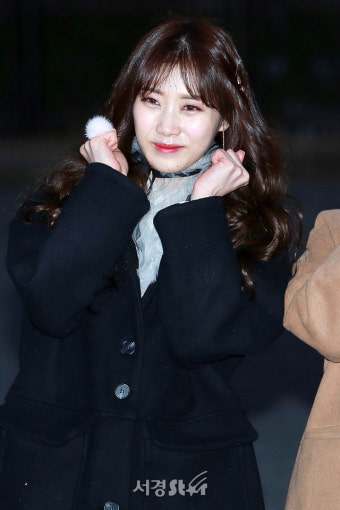 샤샤 아렴, '귀엽게 화이팅!' (뮤직뱅크 출근길)