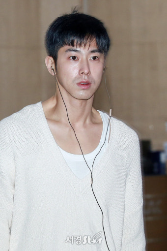 동방신기 유노윤호, '이 구역의 세.작.얼' (공항패션)