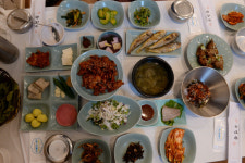 [休]흐드러진 붉은 유혹···南에서 온 봄의 유혹