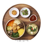 한화호텔앤드리조트&유현수 셰프의 컬래버 ‘한옥’ 오픈