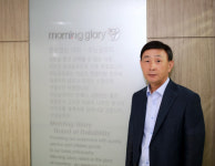 캐릭터 상품화로 문구 불황 이겨나갈 것