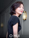 이 미모, 현실···김희애, 화장품 광고 뮤즈 발탁