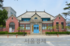 구 군산세관 본관 사적으로 지정···칠곡 왜관성당 등 7건은 문화재 등록