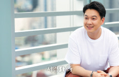 이민웅, 상냥한 미소 포착 (인터뷰 포토)