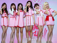 샤샤, 시선 사로잡는 눈부신 비주얼~