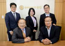 [로펌 뉴 프런티어 <7>동인 의료보건팀]"전담케어 변호사로 의료분쟁 걱정 덜어요"