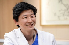이동훈연세정형외과 이동훈 박사 “그 어떤 것도 환자의 안전과는 타협할 수 없습니다”