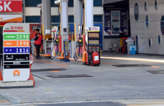 유류세 인하 앞두고 텅빈 주유소