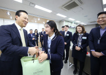 김도진 기업은행장, 새해맞이 거제·통영·진주·여수 현장 방문