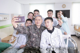 김용우 육군총장, 국군대전병원 방문···국가유공자·장병 위문