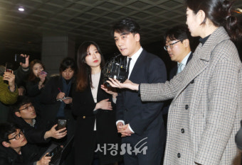 '성접대 의혹' 승리, 