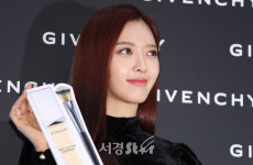 AOA 찬미, 호수같은 눈동자