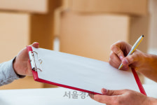전자정부 후퇴하는 방문·대면 주민등록 전수조사