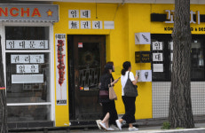 [위기의 신흥상권] 월세 100만원 내려도 텅텅...삼청동 점포 10곳중 3곳만 생존