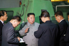 ‘고난의 행군’ 상징, 강계 찾은 김정은 “정말 틀려먹었다”