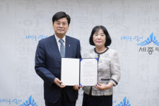 렌즈제조 강소기업 ‘뉴바이오’, 세종에 둥지 튼다