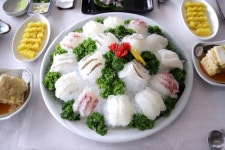 부산 해운대 횟집 ‘해운마루’, 현지인이 인정하는 대표 가족외식장소로 입소문...“바다와 함께 즐기는 푸짐함”