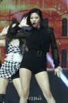 트와이스 정연, 강렬한 무대 (쇼케이스)
