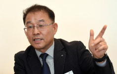 [이사람]벌목용 트럭 뒤꽁무니 쫓던 소년...자동차의 大家 되다