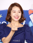 소이현, 상큼한 미소 (나의 첫 사회생활 제작발표회)
