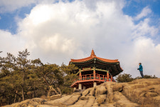 [休]정조의 염원 담긴 화성 성곽길...솔 내음 물씬 풍기는 아차산