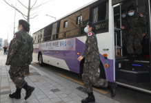 군, 코로나19 확진자 3명 늘어 총 34명···군내 7,270명 격리