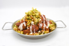 봉구통닭, 성인 유튜버들에게 장소 및 음식 등 무료 협찬