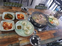 안면도맛집 꽃지해물칼국수, 시원한 육수와 푸짐한 해물이 특징