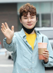 박서진, 훈훈한 손인사